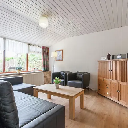 Camping De Grienduil Hébergement de vacances *